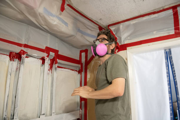 Best Mold Damage Restoration  in Redmond, OR